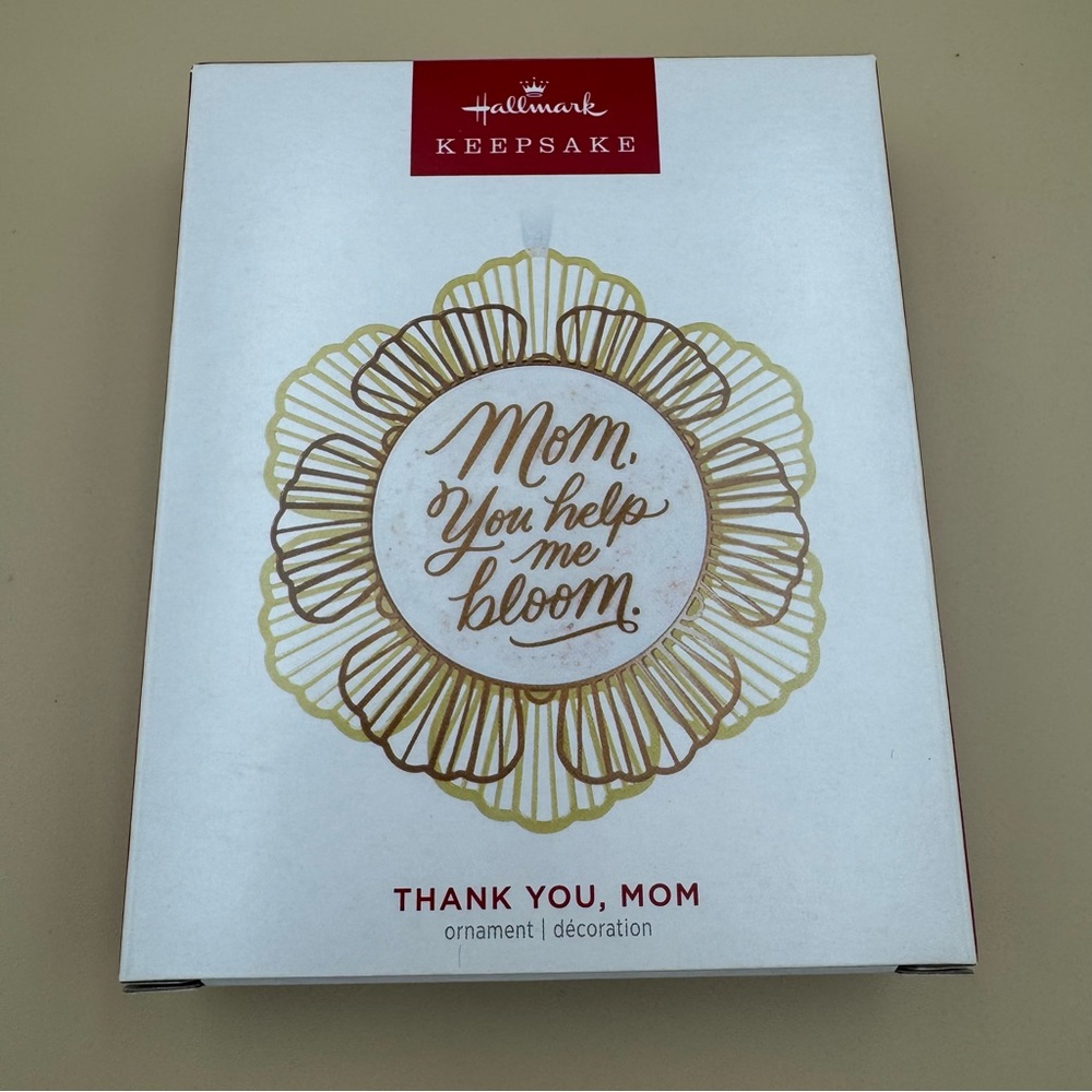 New Hallmark Gold 'Mom, You Help Me Bloom' Ornament 2023